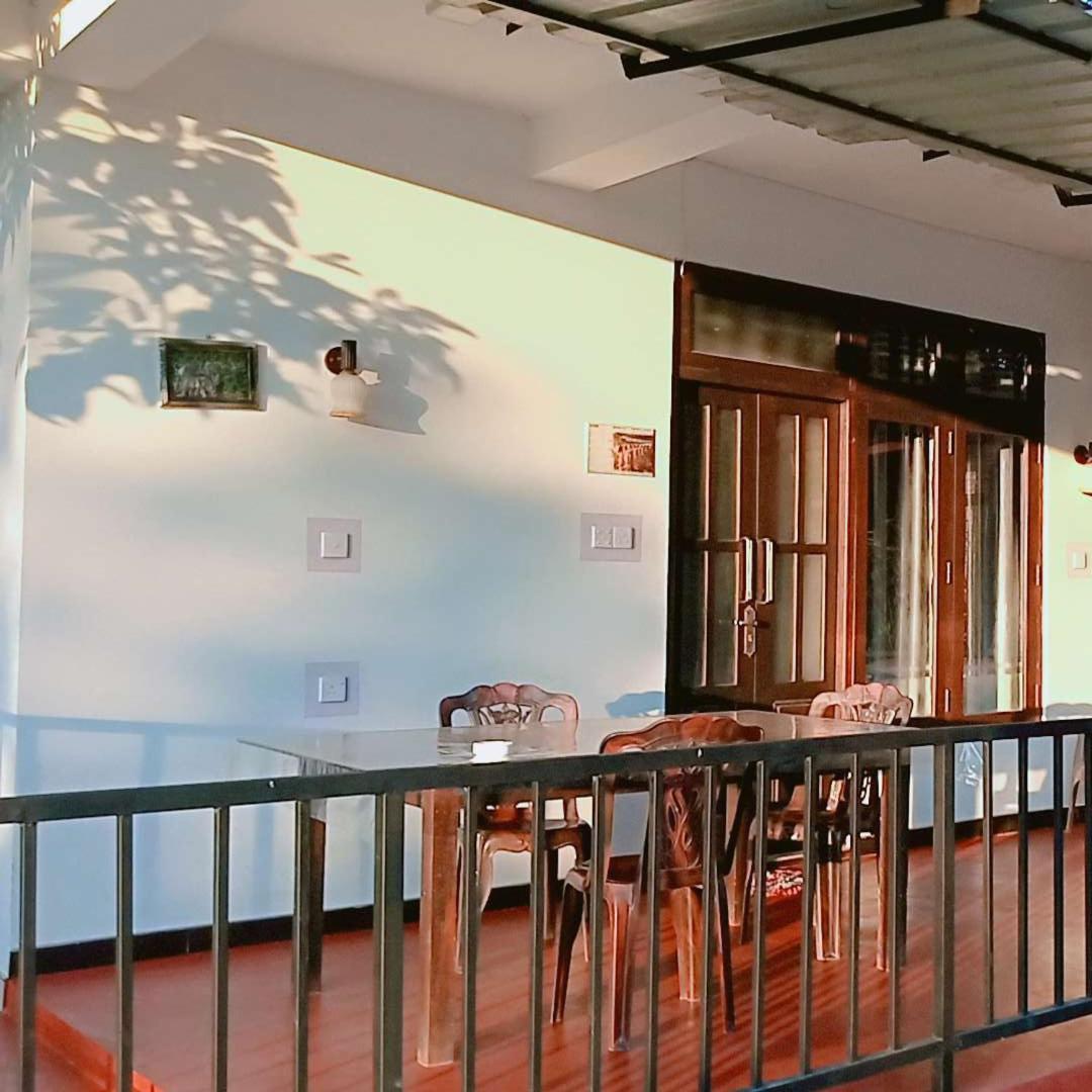 Littleadems View Bed & Breakfast Ела Екстериор снимка
