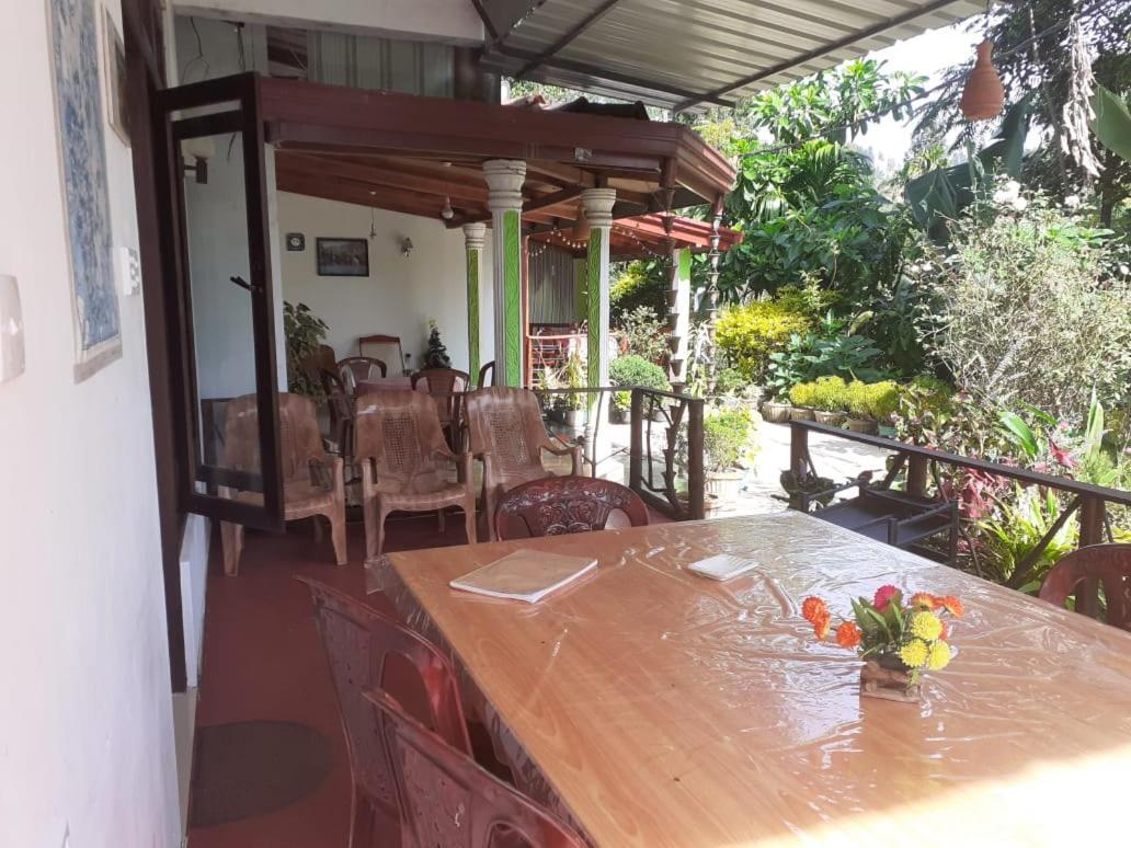 Littleadems View Bed & Breakfast Ела Екстериор снимка